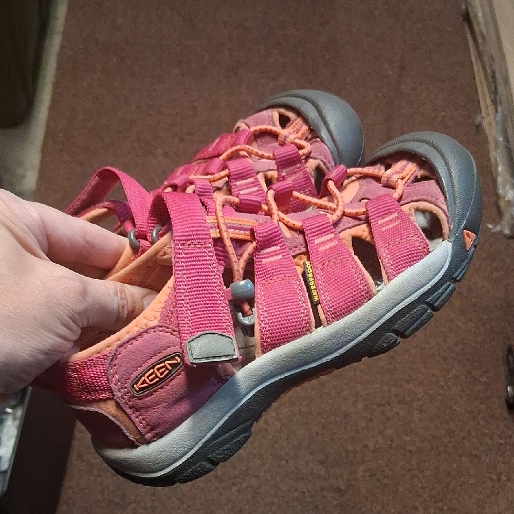Keen Kids Hot Pink Watershoes Sandals 1